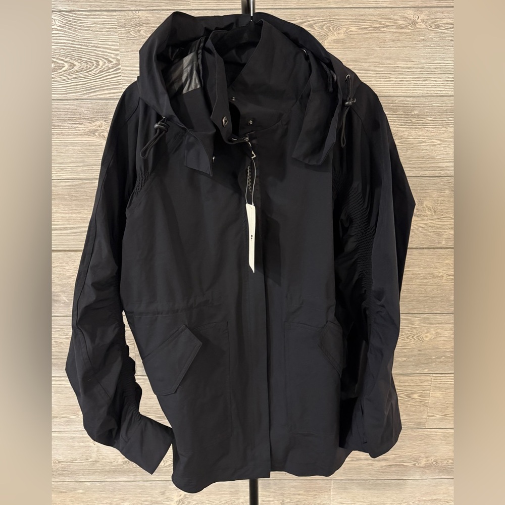 NWT 🎉 Fabletics Giana Jacket (oversized)